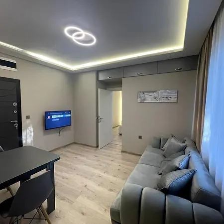 Center 1 Apartament *
